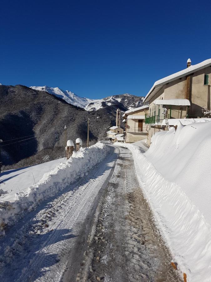 Chalets Mongioie Pra Di Roburent Сан-Джакомо Екстер'єр фото